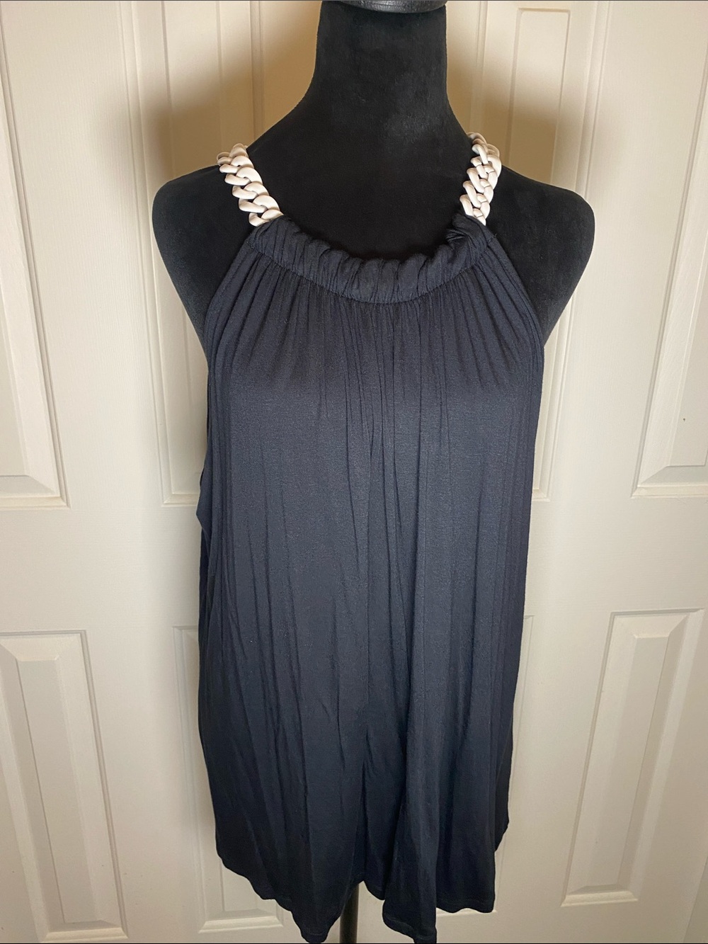 NWT Nine West Halter Like Top with White Chain Strap